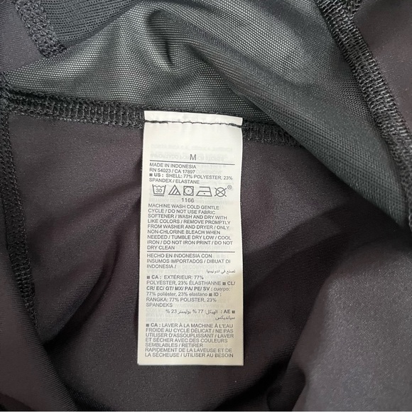 Old Navy Active PowerSoft Long-Sleeve Bodysuit Black Mesh Panels Size Medium - Picture 11 of 12